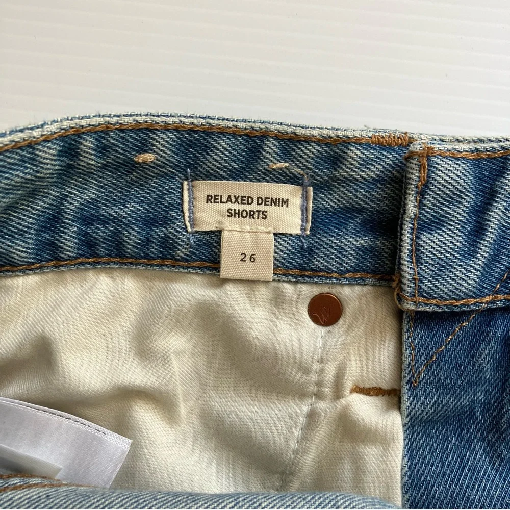 Madewell Mid rise Relaxed Fit Destructed Edition Denim Jean Shorts size 26 - Picture 7 of 8